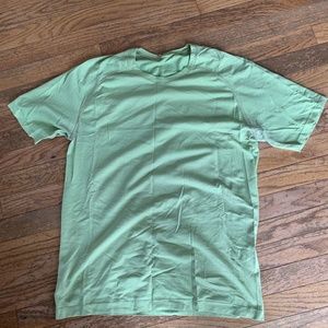 Lululemon Tee